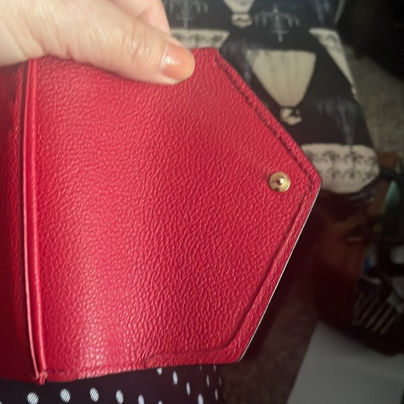 Red leather Louis Vuitton Victorian wallet - Picture 13 of 13